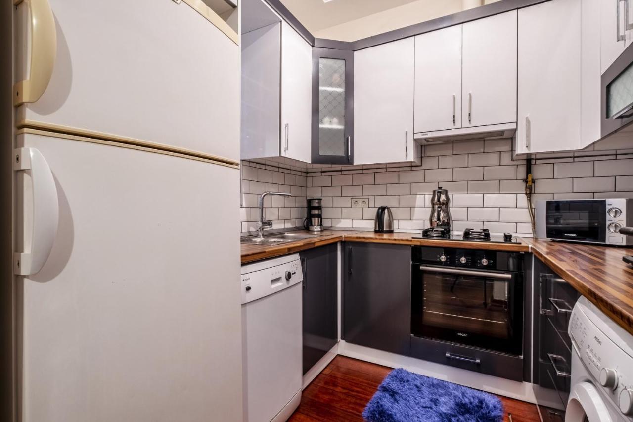 Centrally Located Apartment With Balcony In Sisli Istanbul Exterior photo