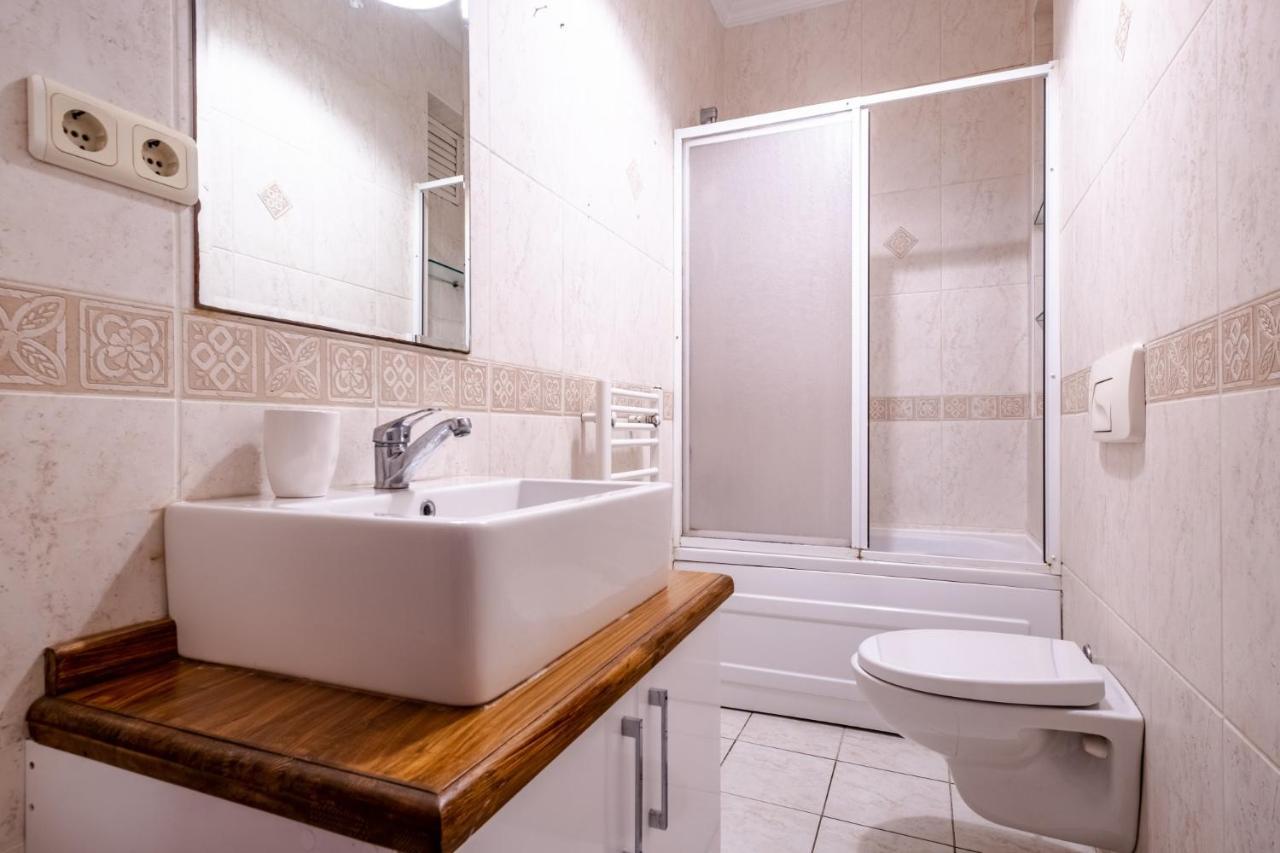 Centrally Located Apartment With Balcony In Sisli Istanbul Exterior photo